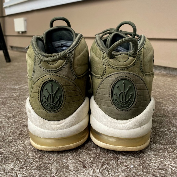 Vintage Nike Air Uptempo - Picture 2 of 3